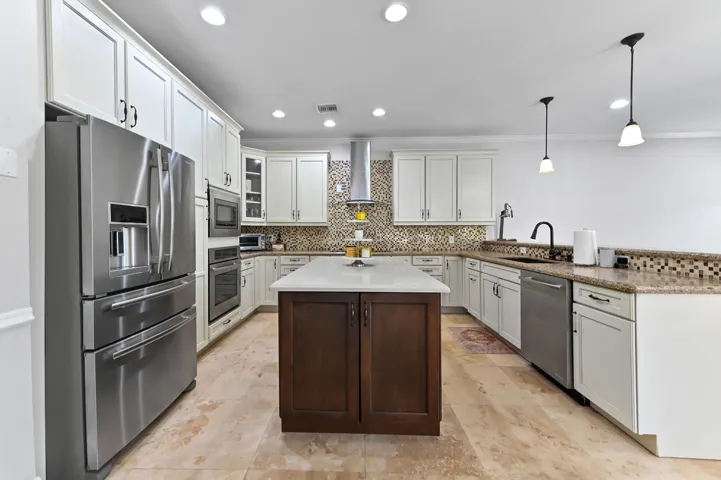 07 kitchen 01