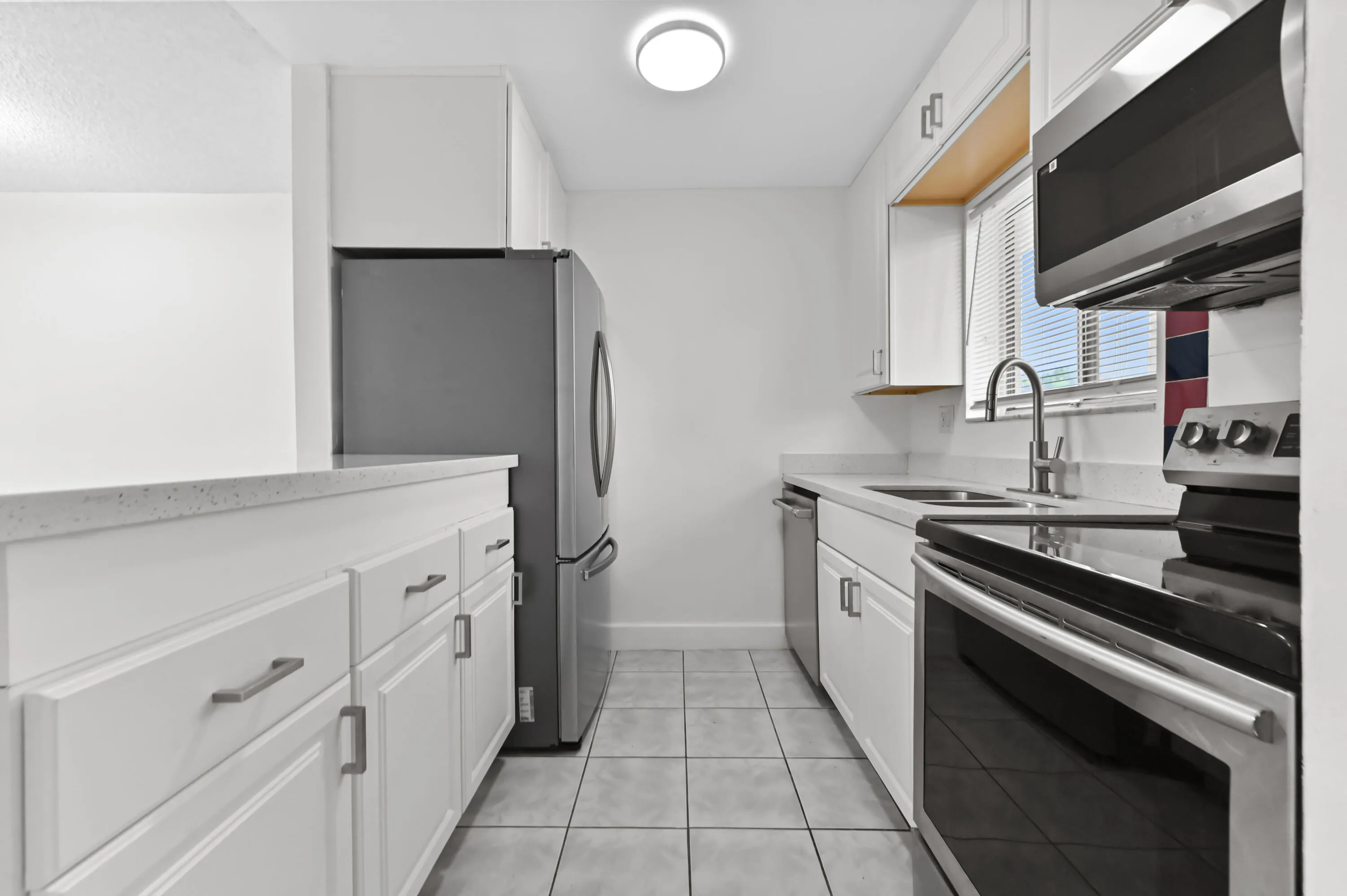 04 kitchen 02