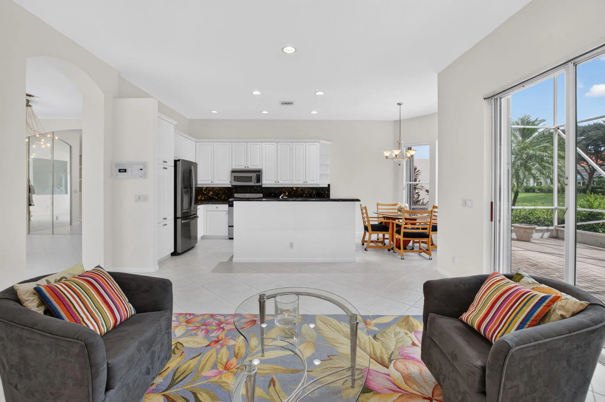 FAMILY ROOM OPENS TO KITCHEN