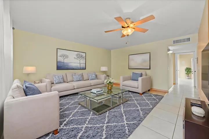 04-Living-room-01_VS_decl