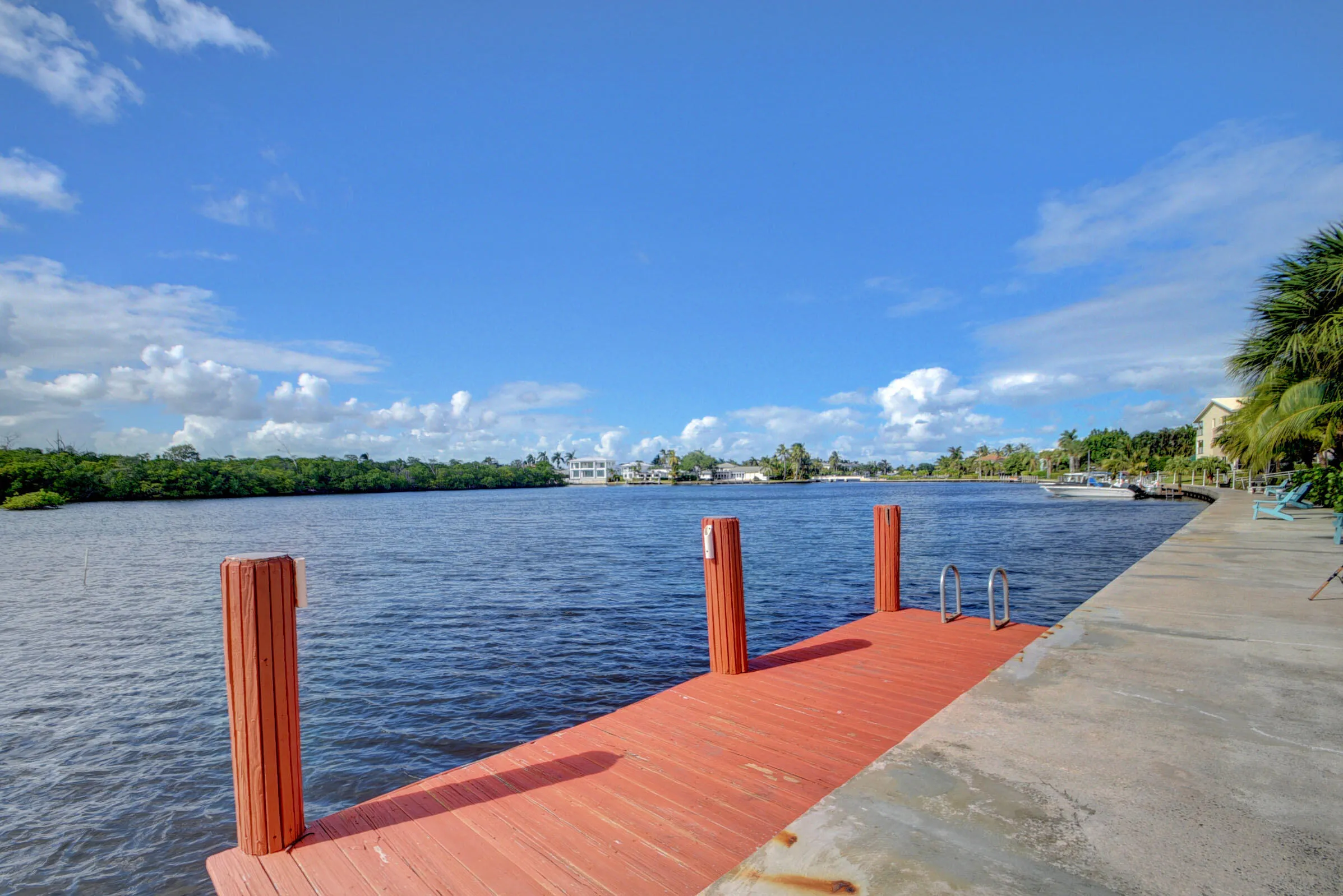 Dock