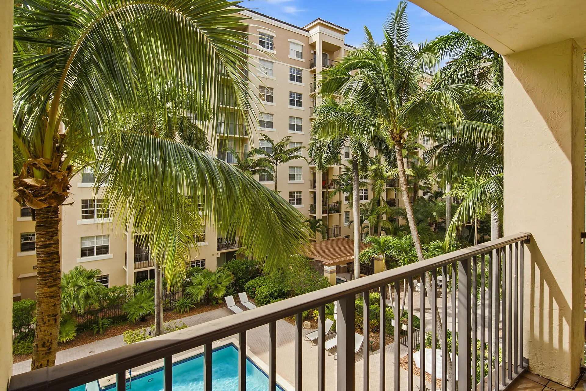 1801-NORTH-FLAGLER-DRIVE-435-33407-011