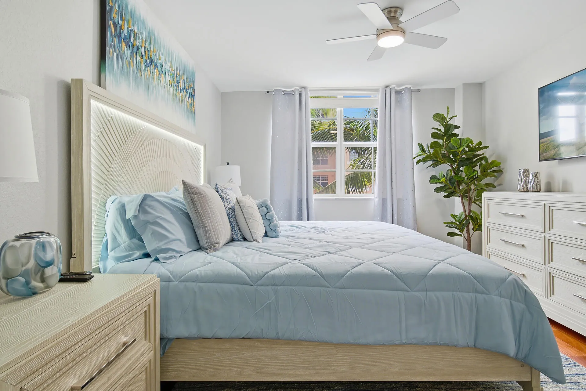 1801-NORTH-FLAGLER-DRIVE-435-33407-019