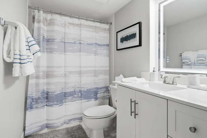 1801-NORTH-FLAGLER-DRIVE-435-33407-023