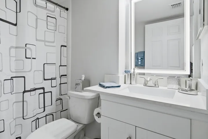 1801-NORTH-FLAGLER-DRIVE-435-33407-030