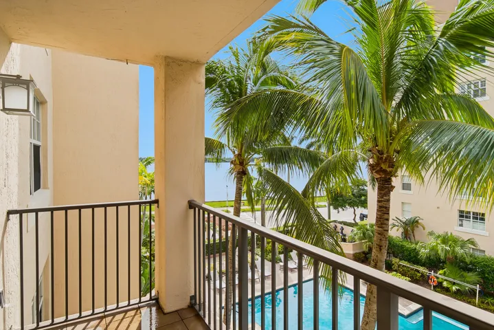 1801-NORTH-FLAGLER-DRIVE-435-33407-009