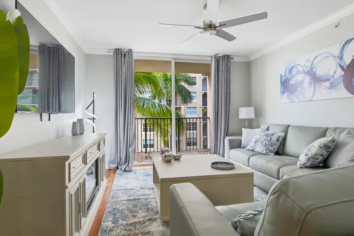 1801-NORTH-FLAGLER-DRIVE-435-33407-001