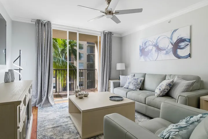 1801-NORTH-FLAGLER-DRIVE-435-33407-005