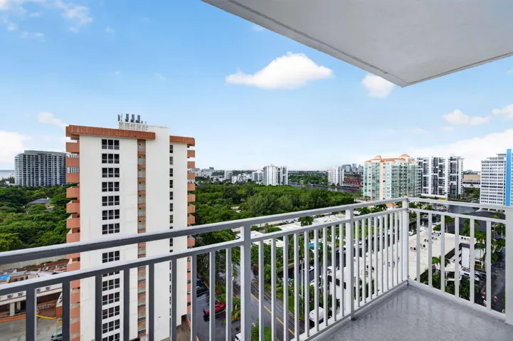 Balcony with Intracoastal Views