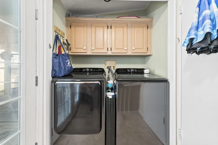 WASHER & DRYER INSIDE