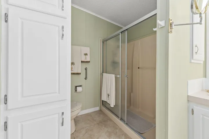 MASTER SHOWER