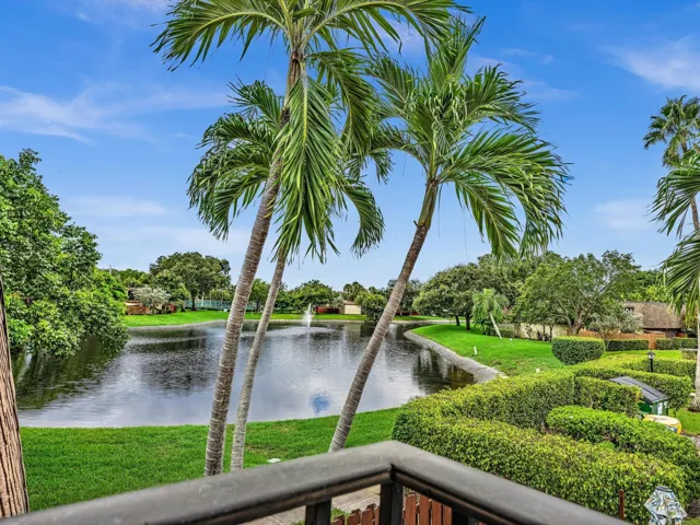 LAKE VIEW FROM BOTH BEDROOMS