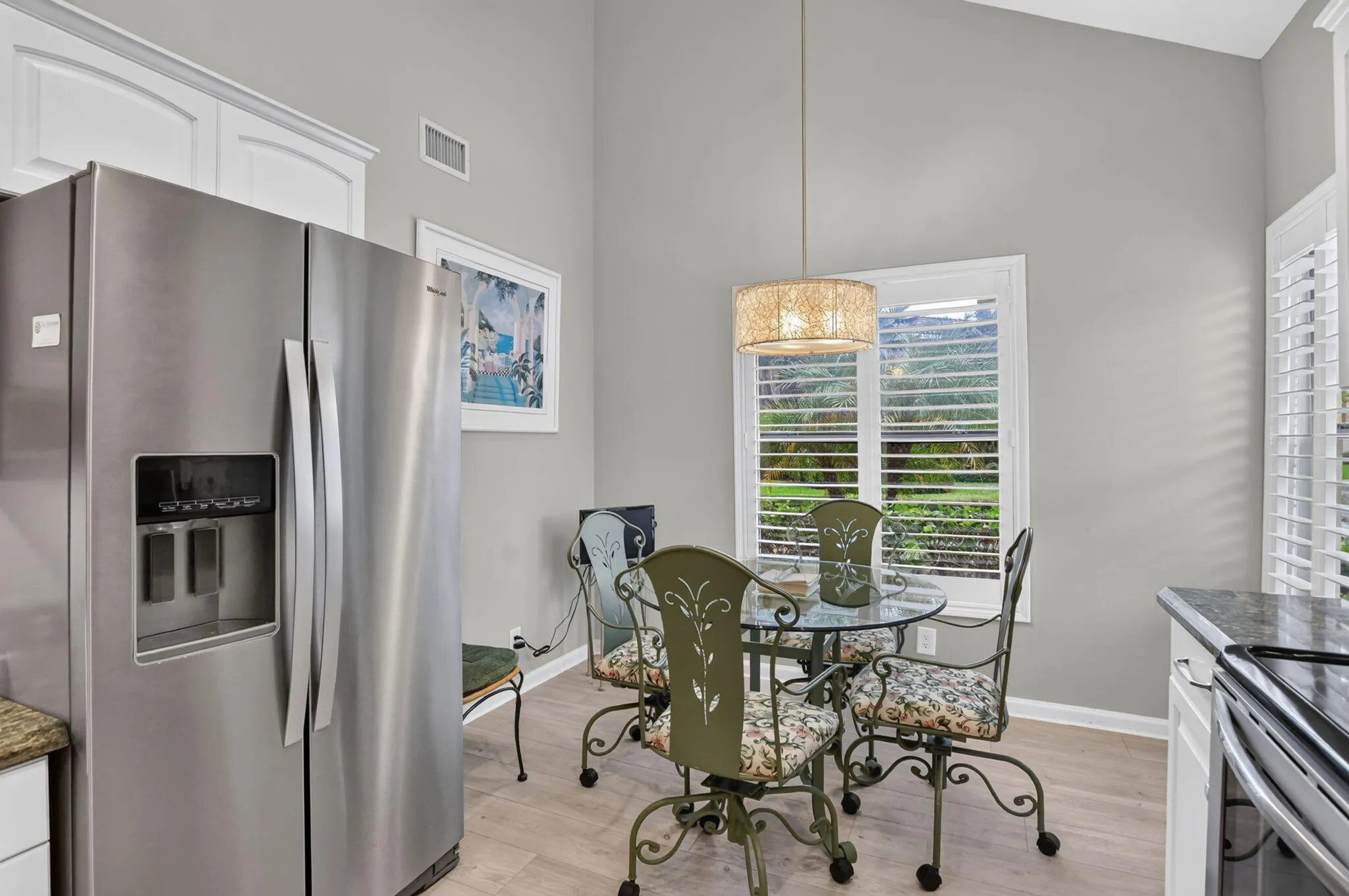 Breakfast area