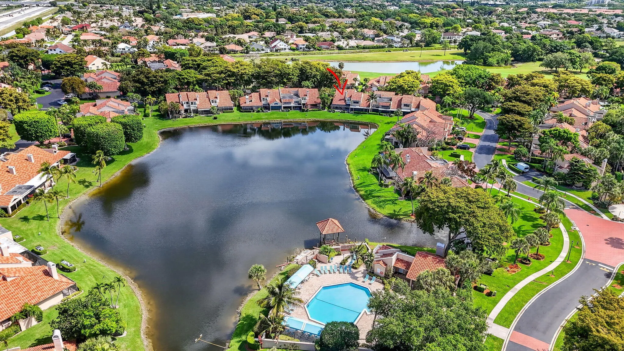 Meridiana pool area and lake