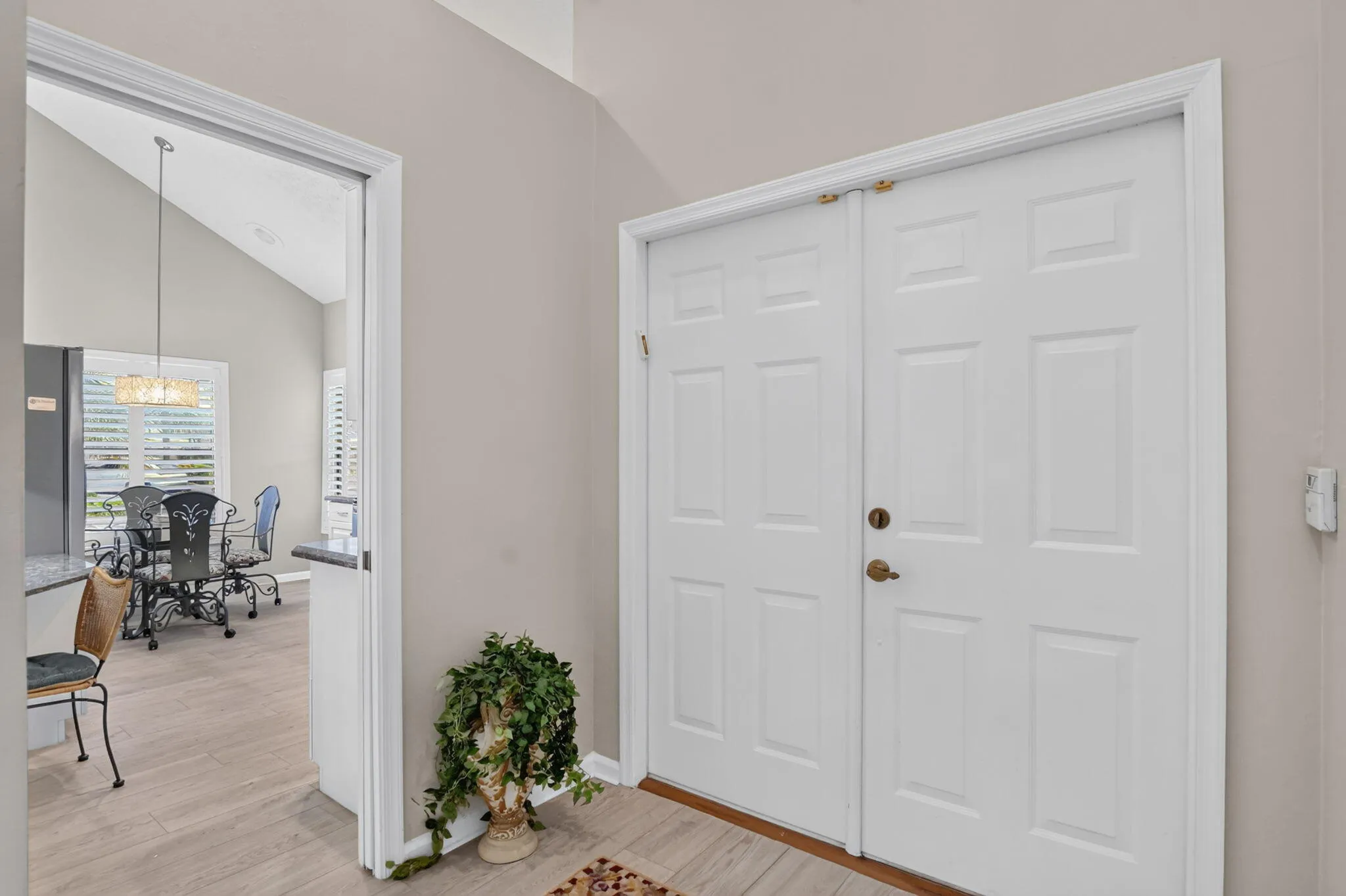 Foyer entry