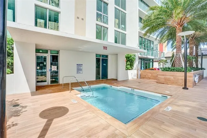 Photo 43