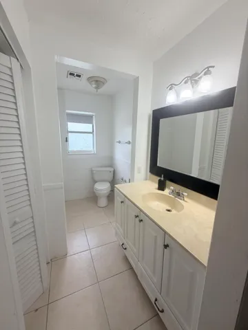 Master 1 Bath