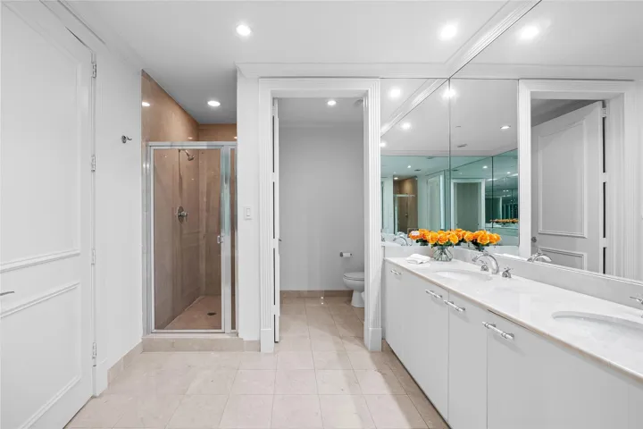 Bedroom #2 Ensuite Bathroom
