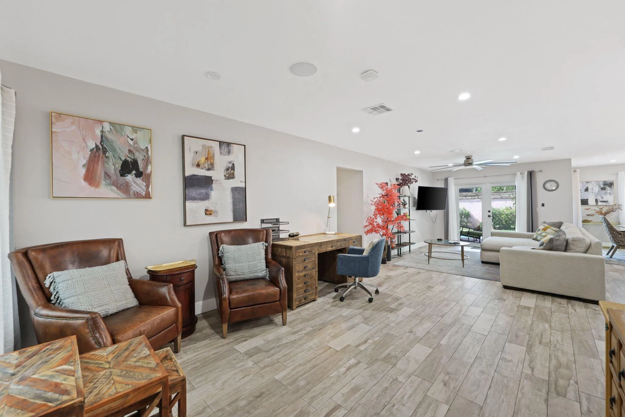 513 Curlew Road - 2.jpg-SMALL