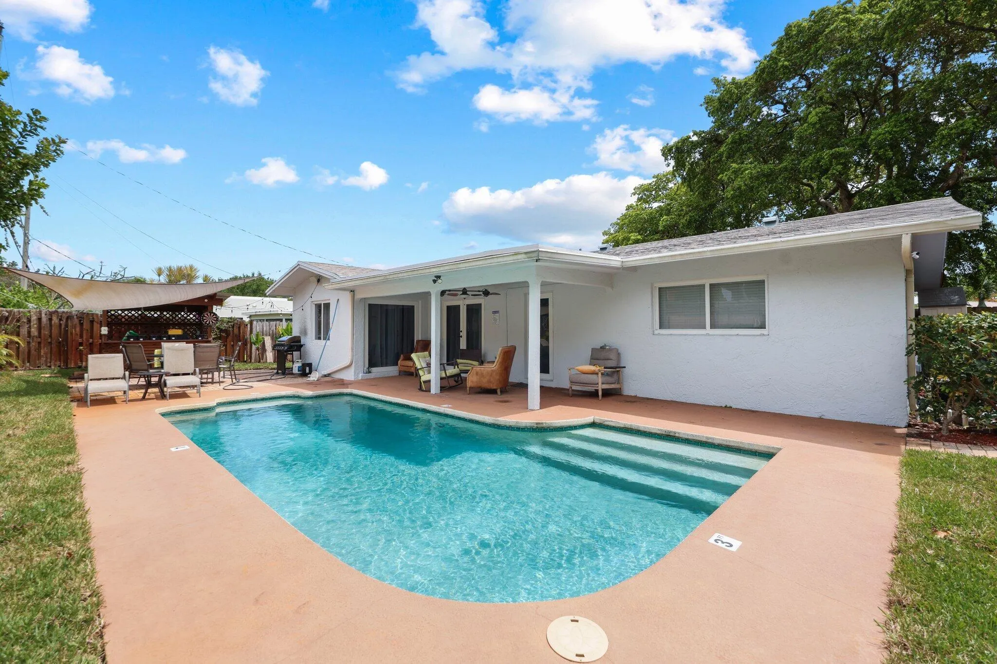 513 Curlew Road - 32.jpg-SMALL