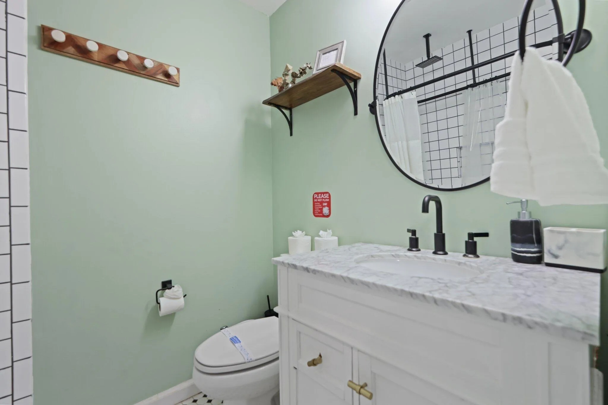513 Curlew Road - 21.jpg-SMALL