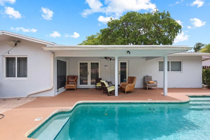 513 Curlew Road - 33.jpg-SMALL
