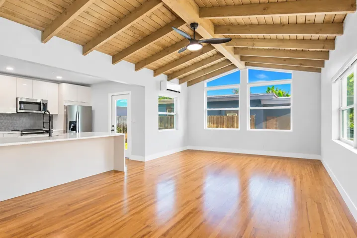Staged living room no furniture