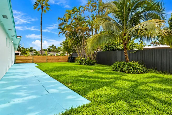 side yard