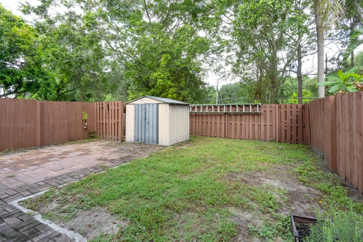 Fenced Yard abuts Preserve