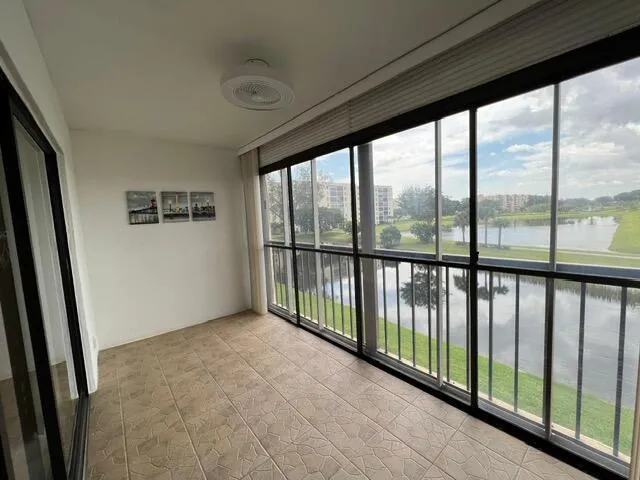 Screened Balcony