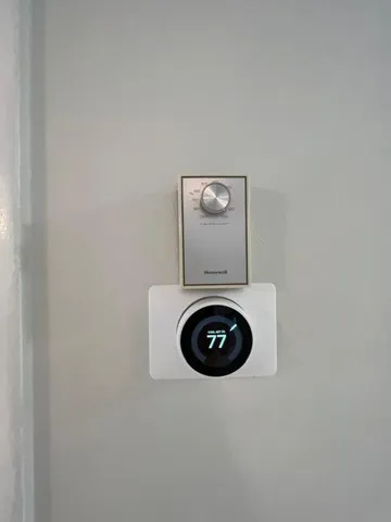 AC