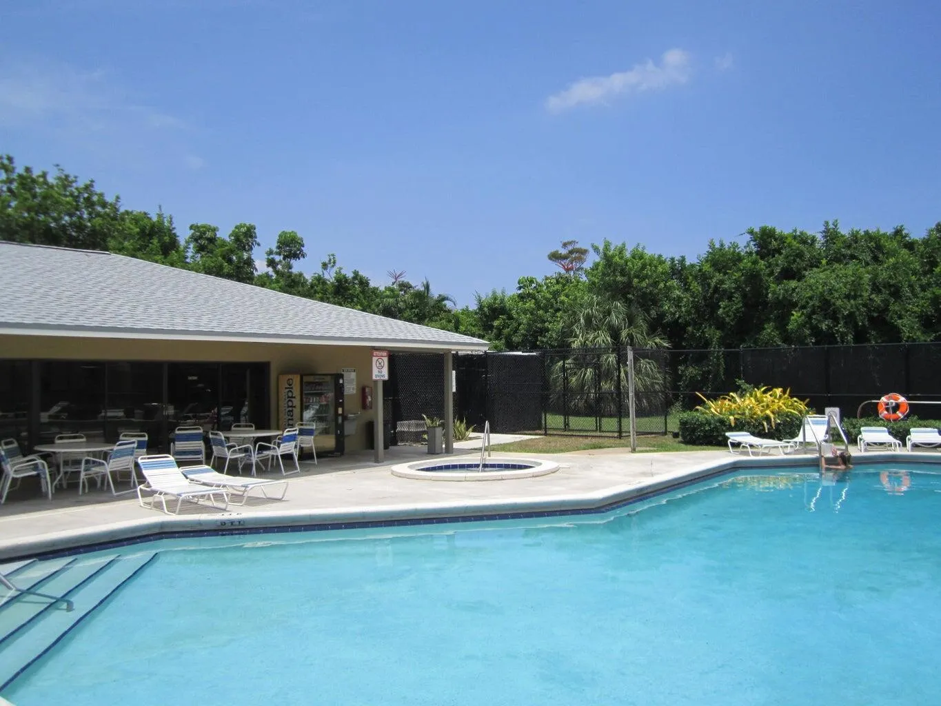 Clubhouse 4