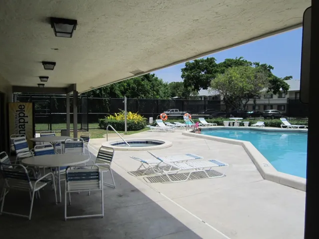 Clubhouse 3
