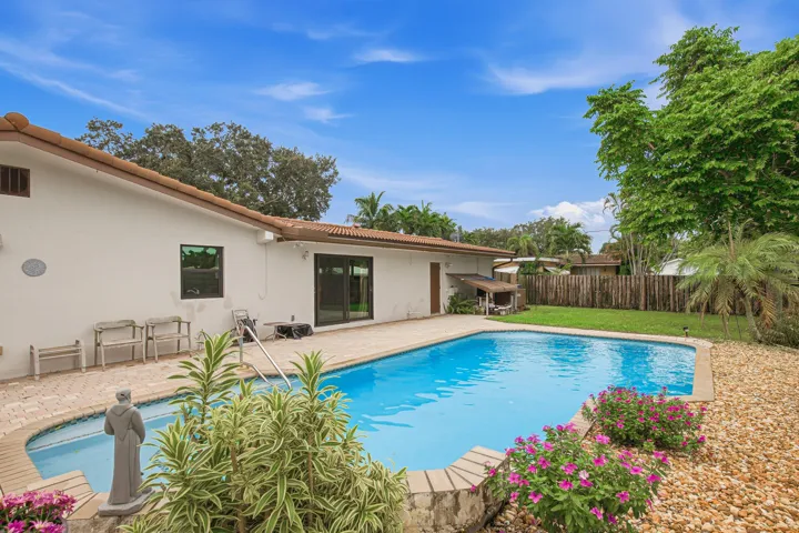 01-Backyard-C