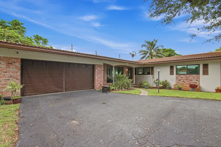 21-Front Home-D