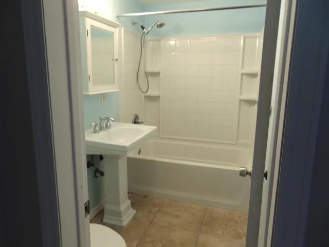 Bath primary