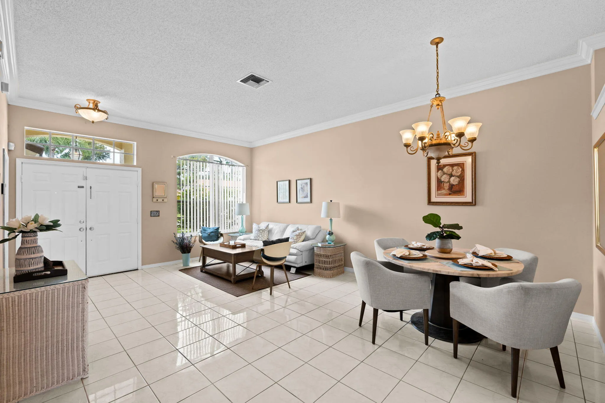 11-web-or-mls-A7409082
