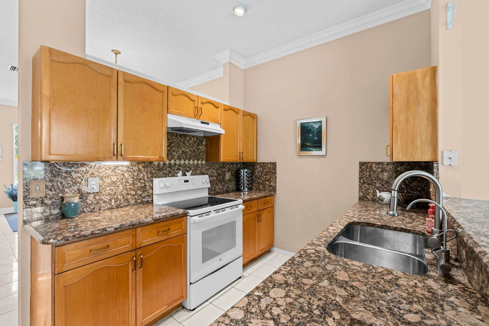 13-web-or-mls-A7409091