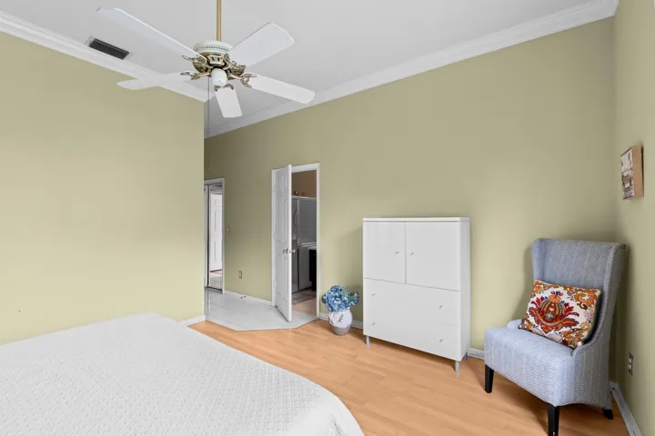 22-web-or-mls-A7409046