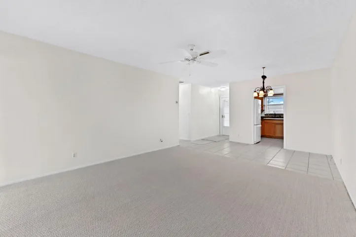 07 Living room 03