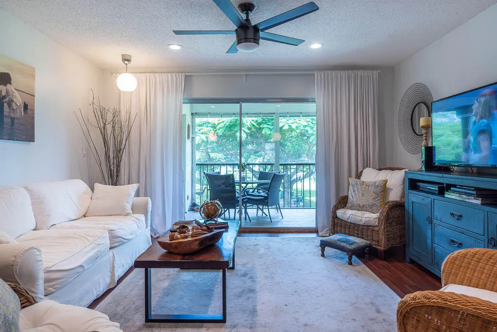 20230917-6550 S Oriole Blvd 202-0050