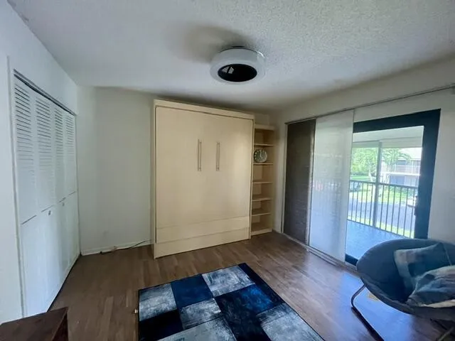 2nd Bedroom/Den with Murphy Bed
