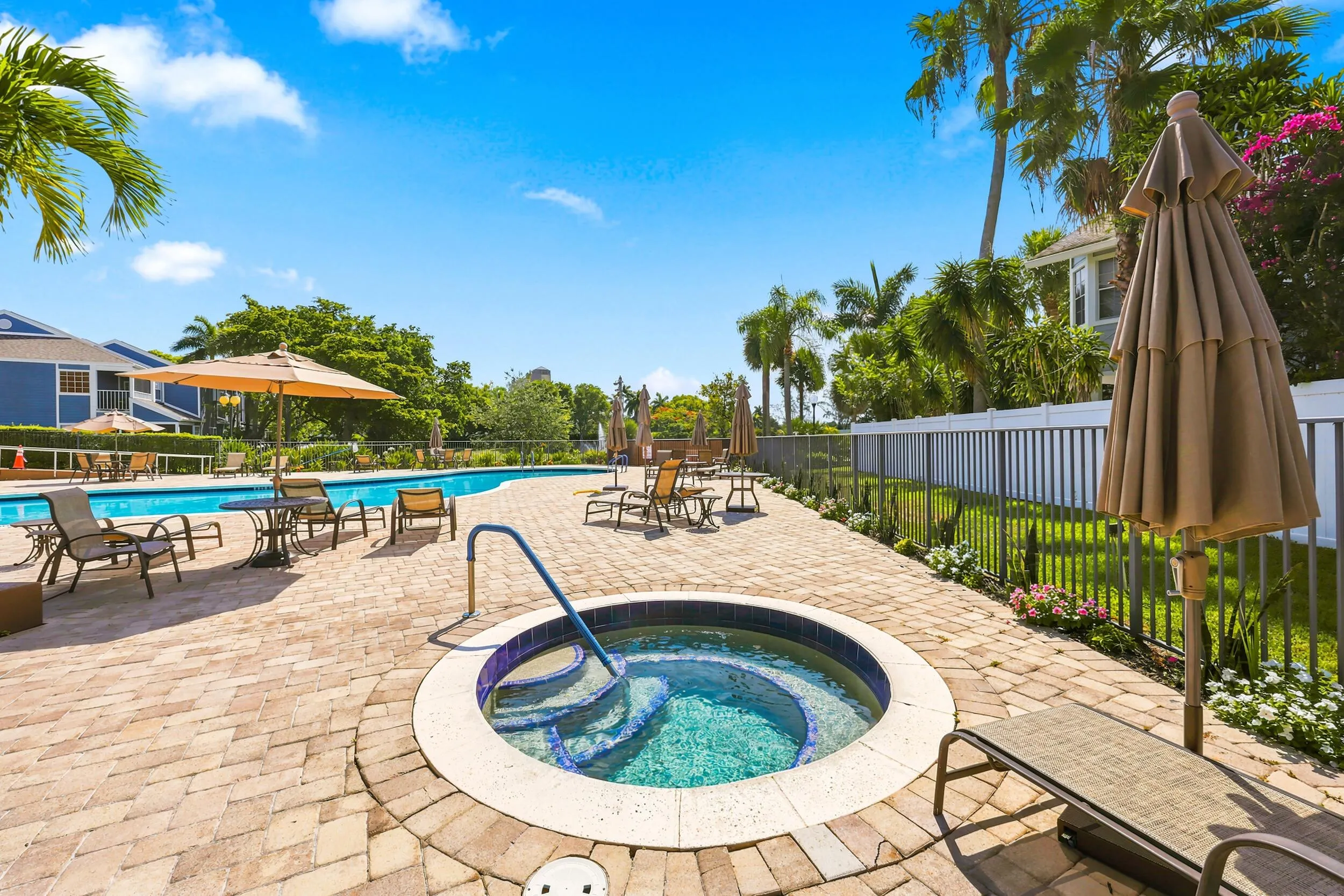 Fairfield at Boca is a gated community in the heart of Central Boca Raton, conveniently located near the mall, FAU, upscale dining, and premier shopping. Residents enjoy a beautiful lakefront clubhouse, a waterfront community pool and hot tub, tennis courts, and a walking path providing direct access to Boca Center.
