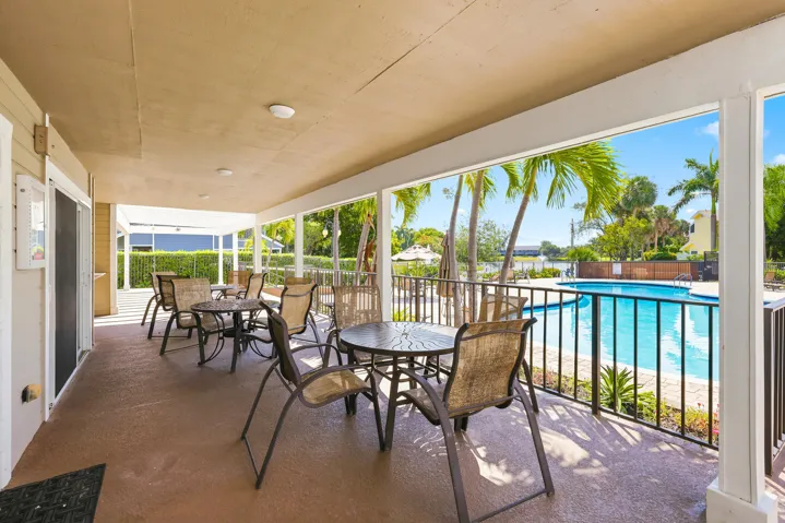 Fairfield at Boca is a gated community in the heart of Central Boca Raton, conveniently located near the mall, FAU, upscale dining, and premier shopping. Residents enjoy a beautiful lakefront clubhouse, a waterfront community pool and hot tub, tennis courts, and a walking path providing direct access to Boca Center.