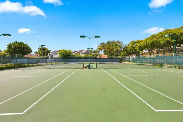 Fairfield at Boca is a gated community in the heart of Central Boca Raton, conveniently located near the mall, FAU, upscale dining, and premier shopping. Residents enjoy a beautiful lakefront clubhouse, a waterfront community pool and hot tub, tennis courts, and a walking path providing direct access to Boca Center.