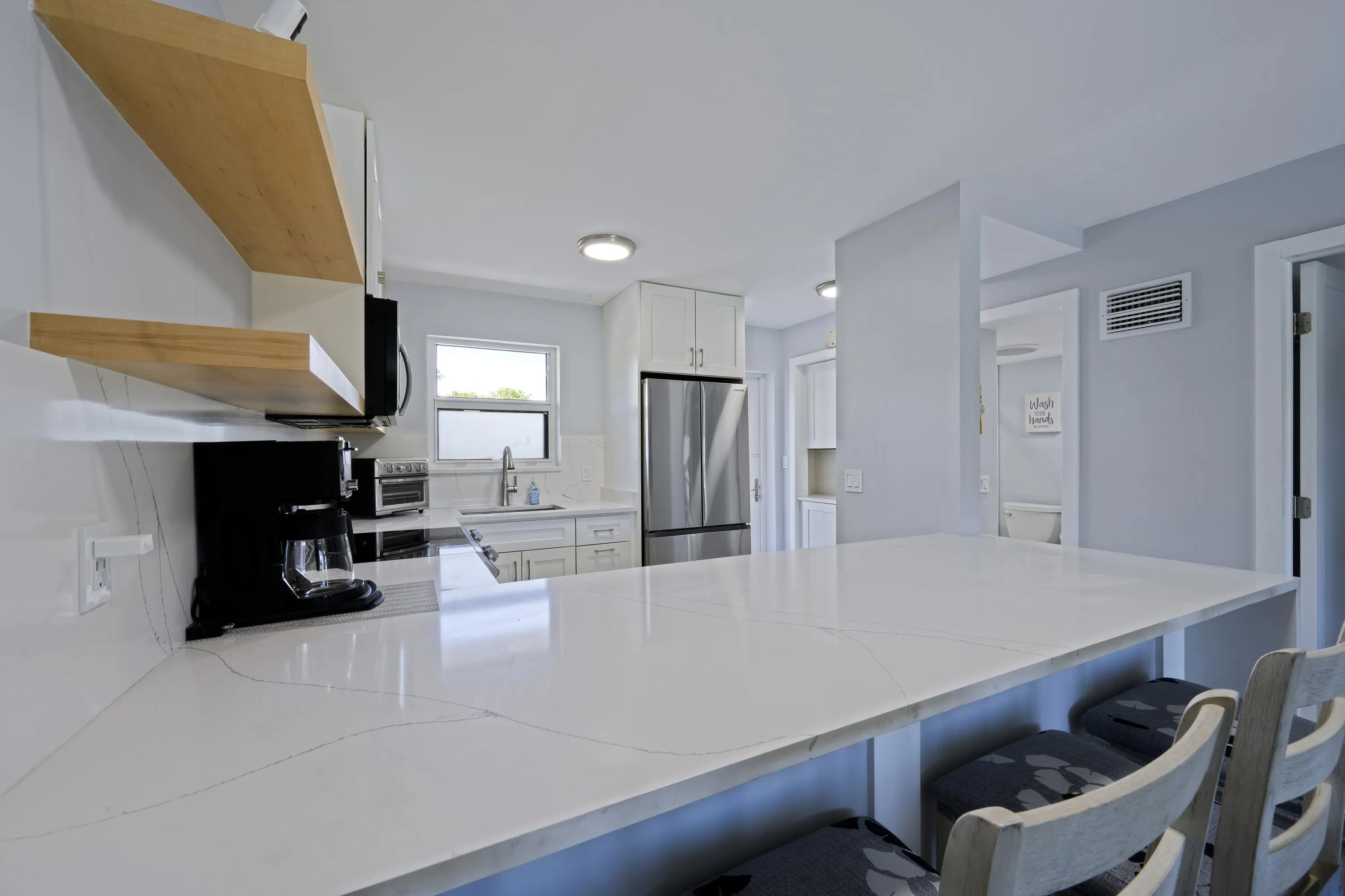 1445 SE 15th Ct Apt 203-print-015-018-DS