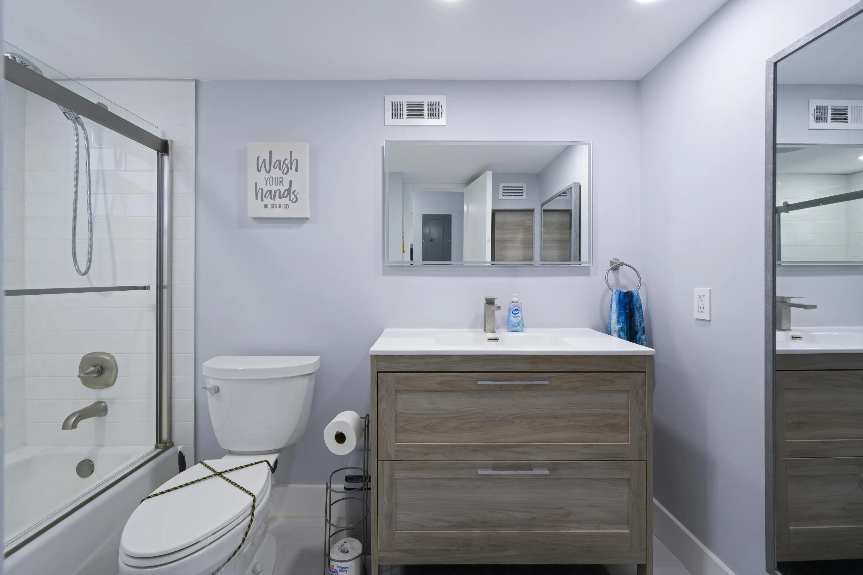 1445 SE 15th Ct Apt 203-print-017-022-DS