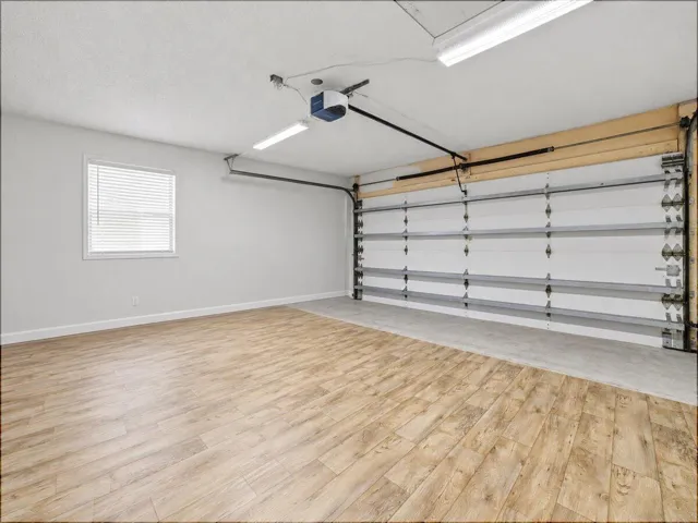 43-Garage
