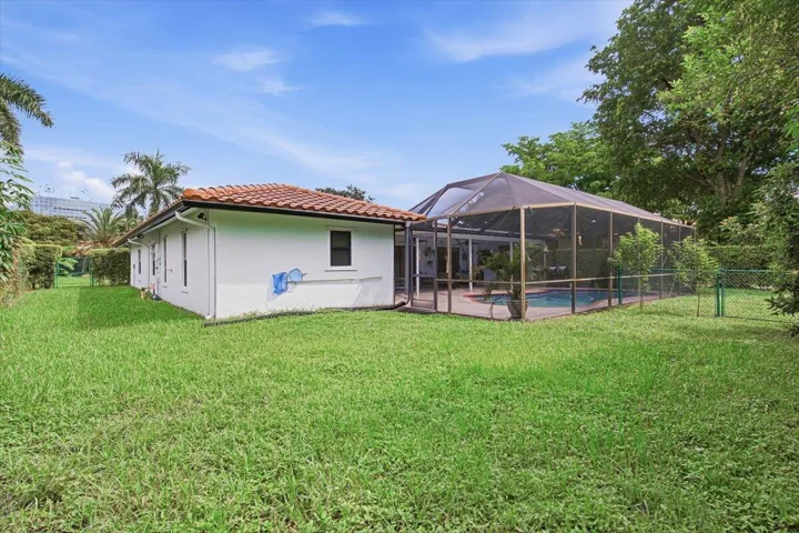 11-Backyard-E