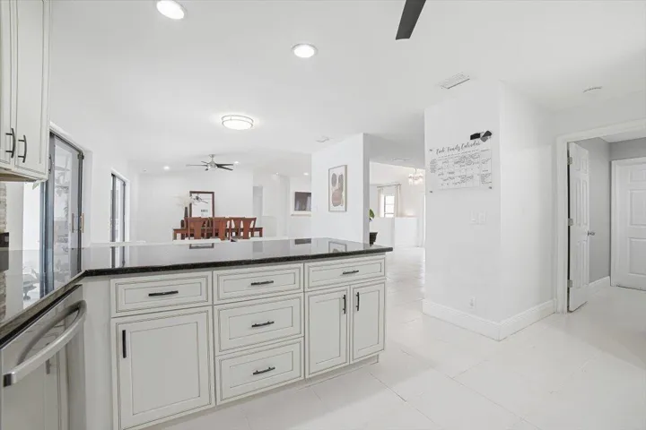 48-Kitchen-D
